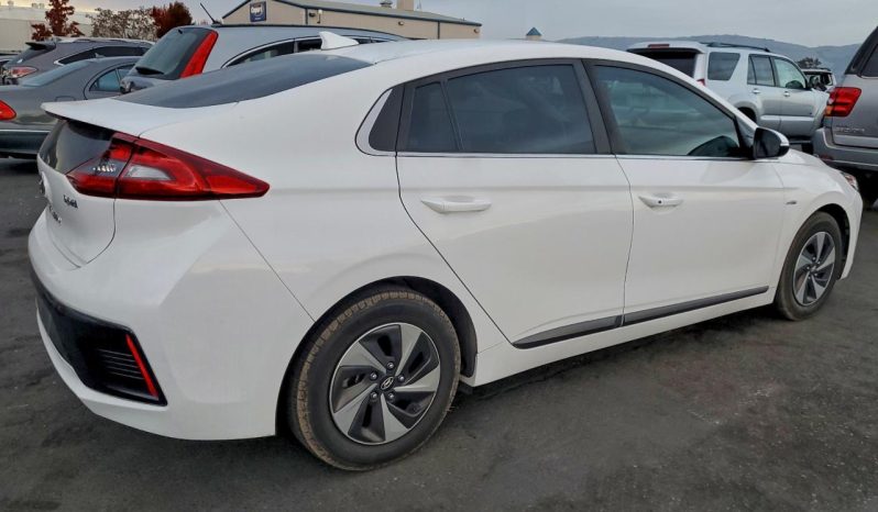 
								Hyundai Ioniq full									
