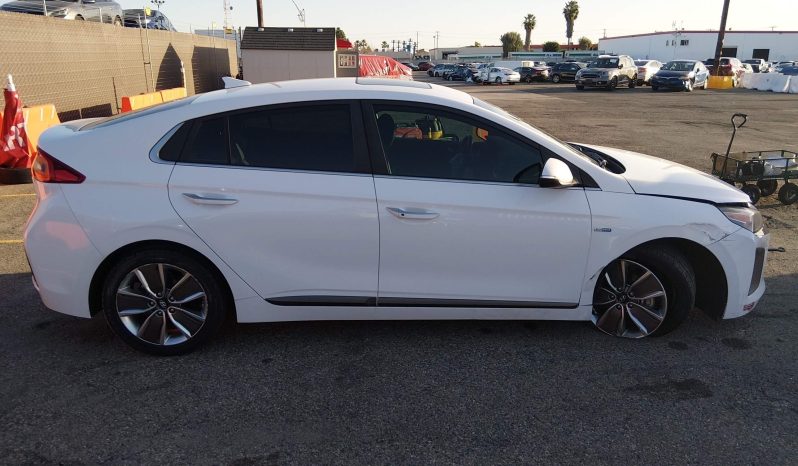 
								Hyundai Ioniq full									
