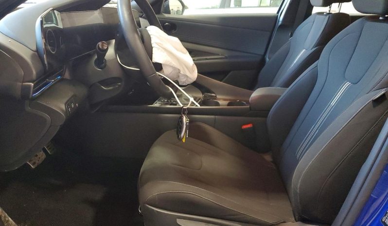 
								Hyundai Elantra full									