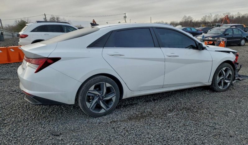 
								Hyundai Elantra full									