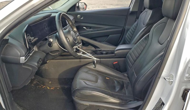 
								Hyundai Elantra full									