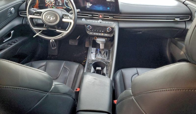 
								Hyundai Elantra full									