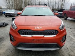 
										Kia Niro full									