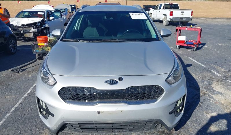 
								Kia Niro full									