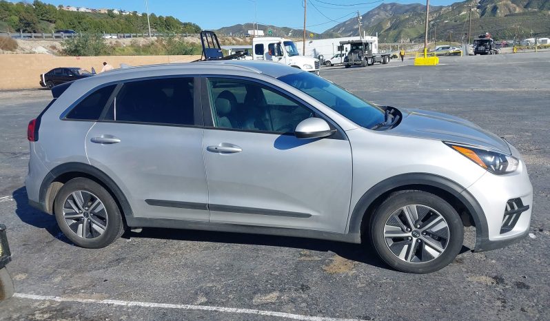 
								Kia Niro full									