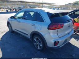 
										Kia Niro full									