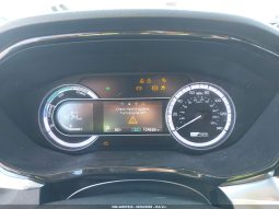 
										Kia Niro full									