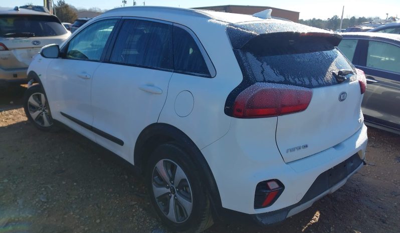 
								KIA Niro full									