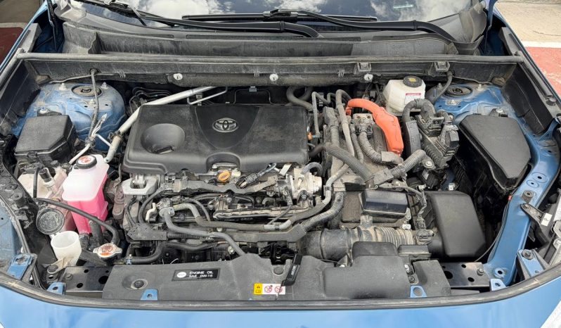 
								TOYOTA RAV4 full									