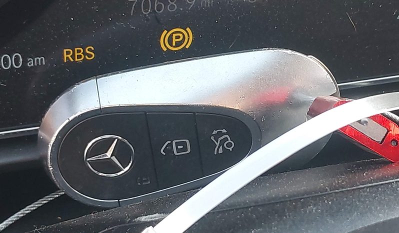 
								MERCEDES-BENZ C300 full									