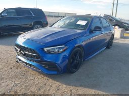 
										MERCEDES-BENZ C300 full									