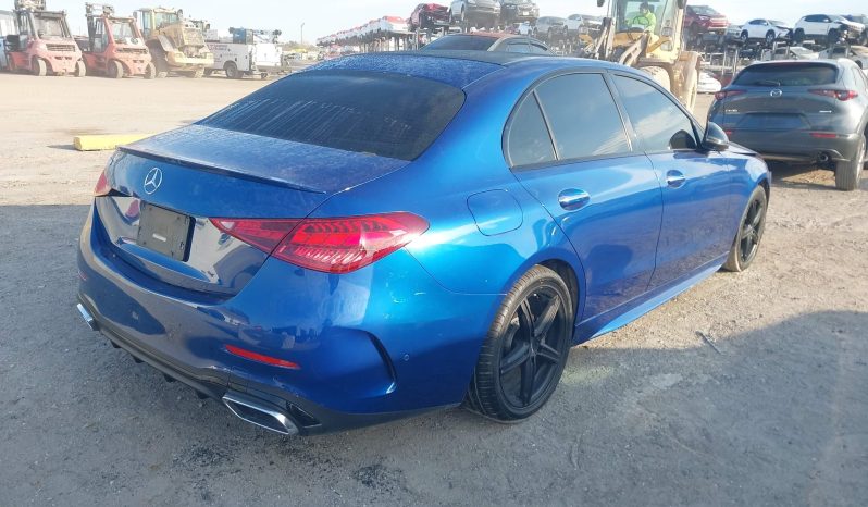 
								MERCEDES-BENZ C300 full									