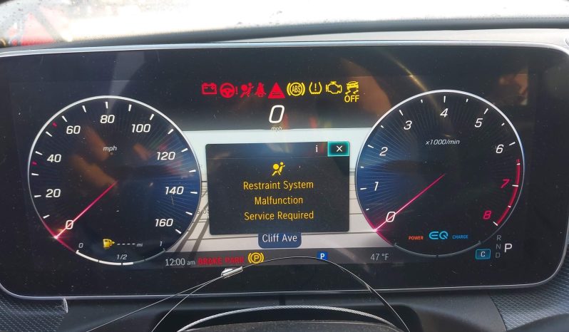 
								MERCEDES-BENZ C300 full									