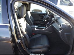 
										MERCEDES-BENZ C300 full									