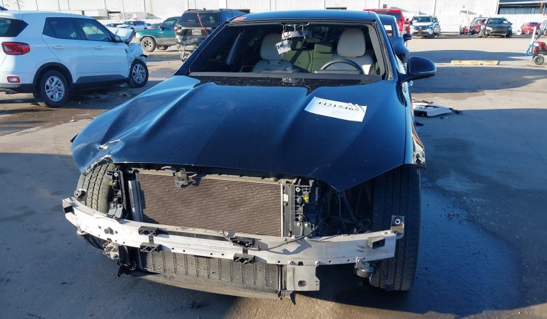 
								Mercedes-Benz C 300 full									