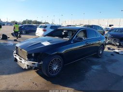 
										Mercedes-Benz C 300 full									