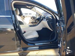 
										Mercedes-Benz C 300 full									