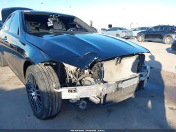 
										Mercedes-Benz C 300 full									