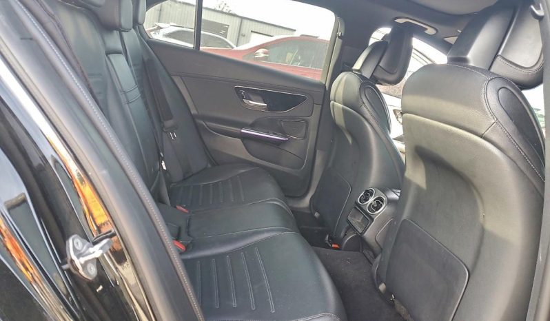 
								Mercedes-Benz C-Class full									