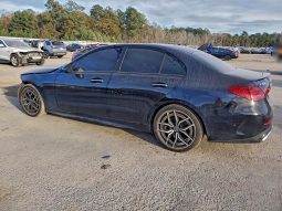 
										Mercedes-Benz C-Class full									