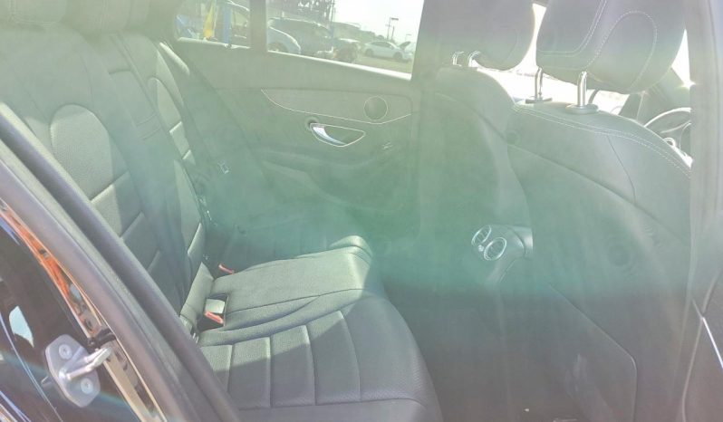 
								Mercedes-Benz C300 full									