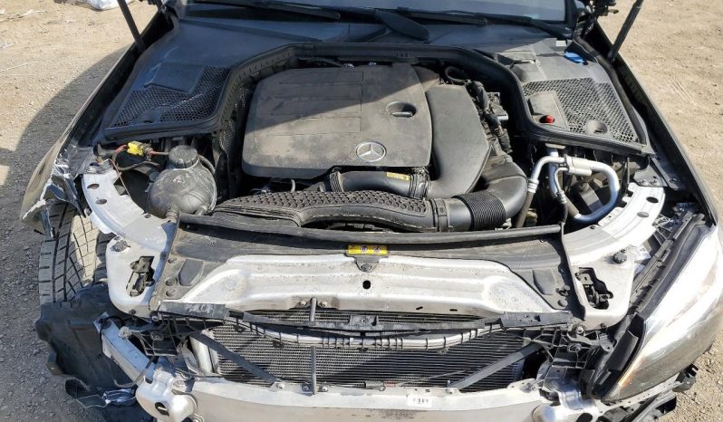 
								Mercedes-Benz C300 full									