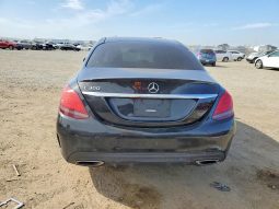 
										Mercedes-Benz C300 full									