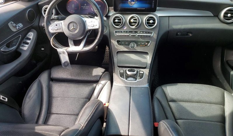 
								Mercedes-Benz C300 full									