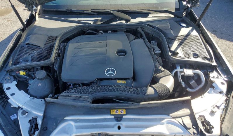 
								Mercedes-Benz C-Class full									