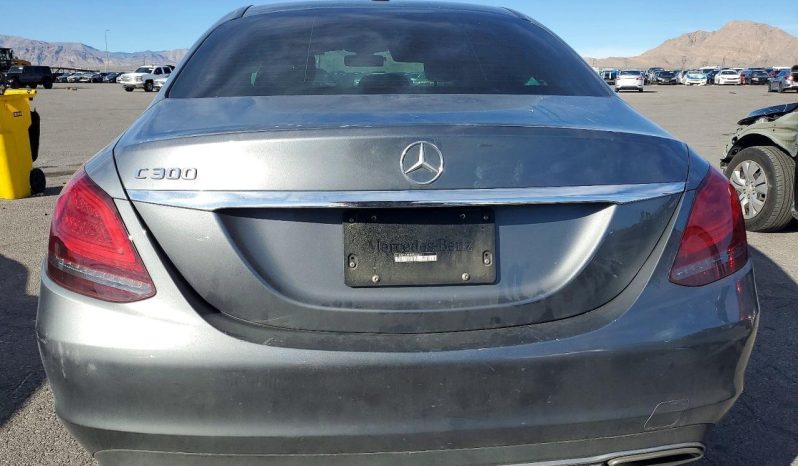 
								Mercedes-Benz C-Class full									