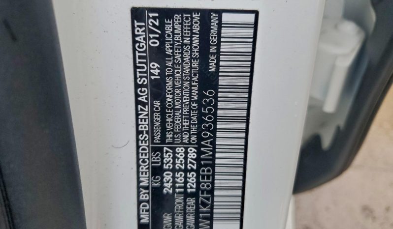 
								Mercedes-Benz E-Class full									