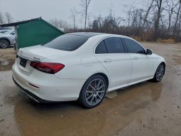 
										Mercedes-Benz E-Class full									