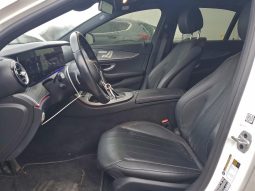 
										Mercedes-Benz E-Class full									