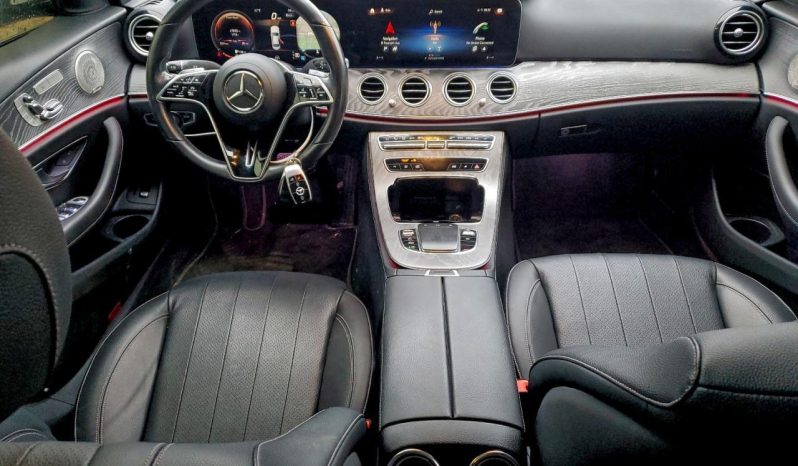 
								Mercedes-Benz E-Class full									