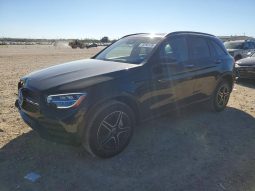 
										Mercedes-benz Glc 300 full									