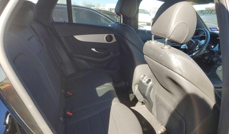 
								Mercedes-benz Glc 300 full									