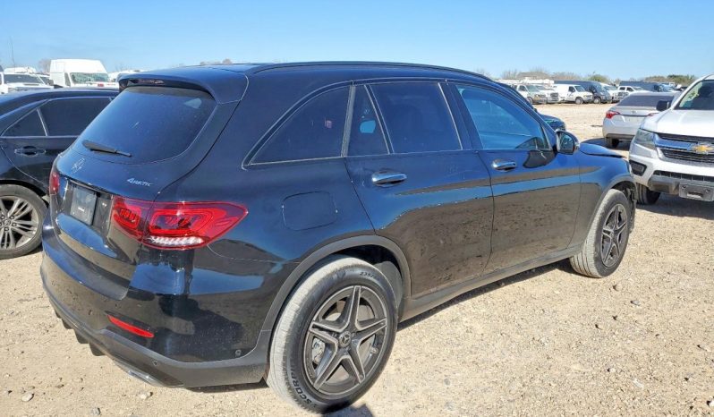 
								Mercedes-benz Glc 300 full									
