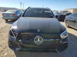 
										Mercedes-benz Glc 300 full									
