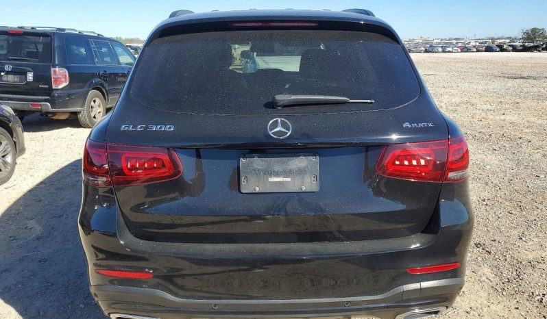 
								Mercedes-benz Glc 300 full									