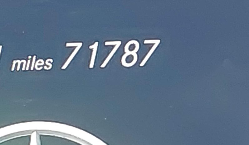 
								Mercedes-Benz GLC 300 full									