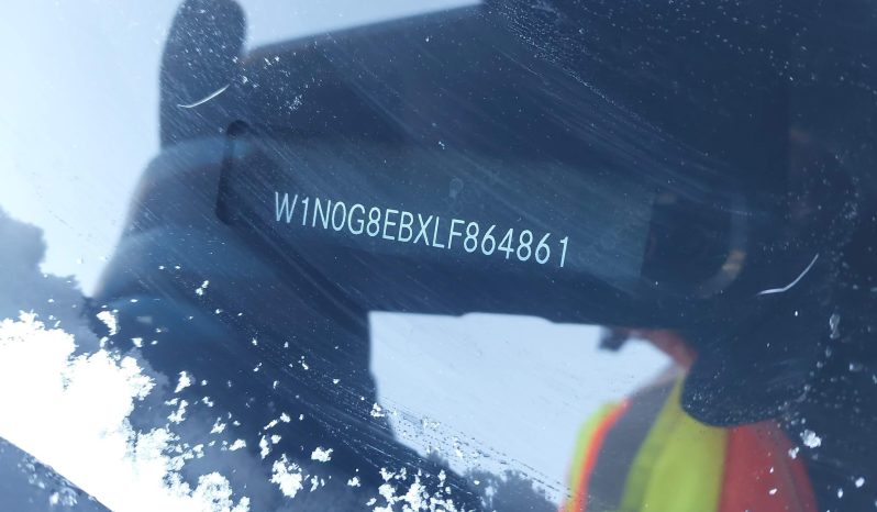 
								Mercedes-Benz GLC 300 full									