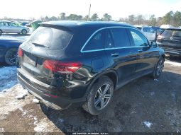 
										Mercedes-Benz GLC 300 full									