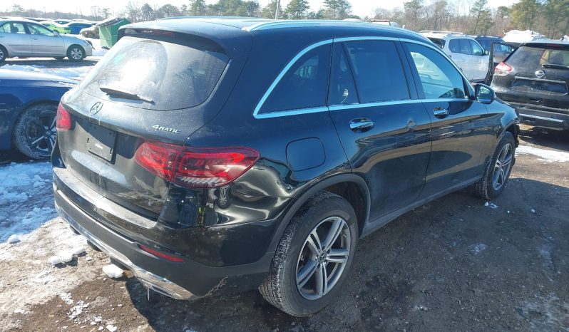 
								Mercedes-Benz GLC 300 full									