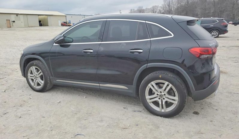 
								Mercedes-Benz GLA full									