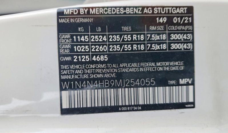 
								Mercedes-Benz GLA-Class full									