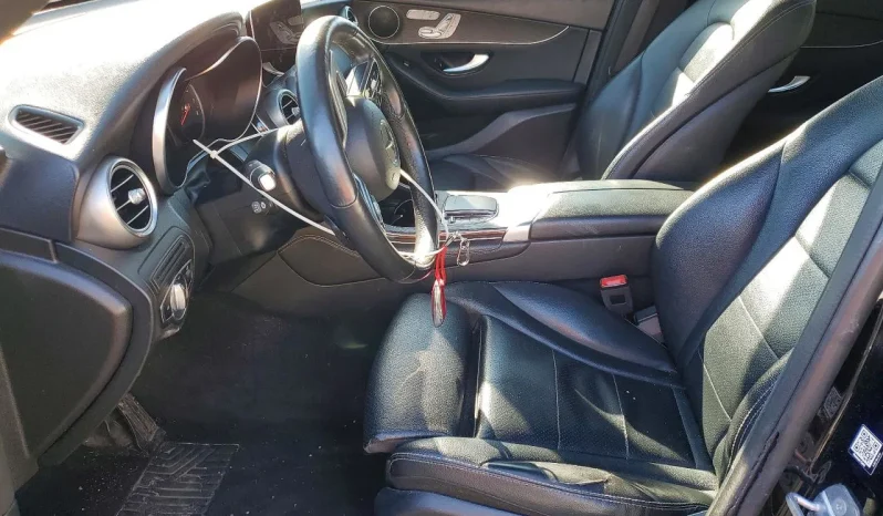 
								Mercedes-benz Glc 300 full									