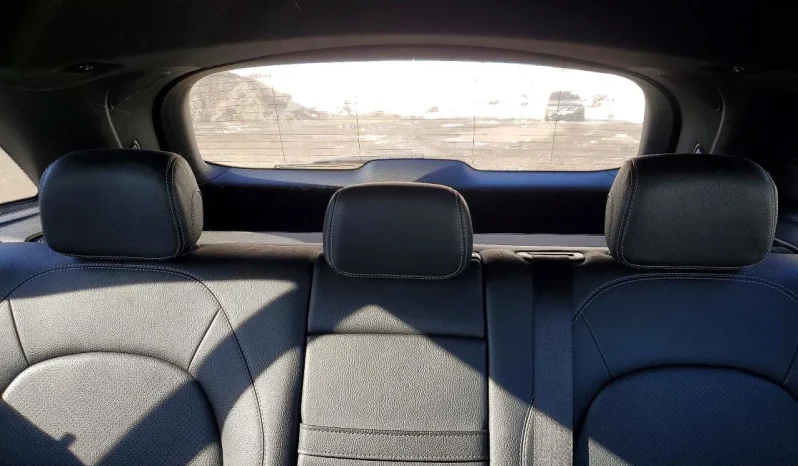 
								Mercedes-benz Glc 300 full									