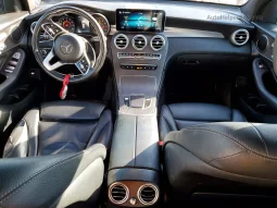 
										Mercedes-benz Glc 300 full									