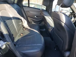 
										Mercedes-benz Glc 300 full									