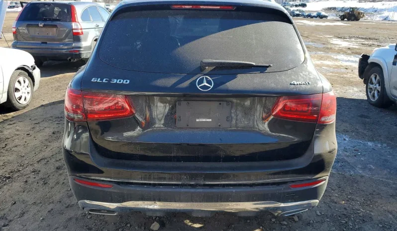 
								Mercedes-benz Glc 300 full									